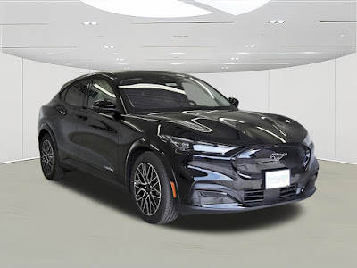2025 Ford Mustang Mach-E