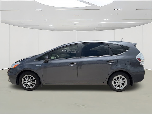2012 Toyota Prius v Two