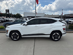 2024 Hyundai Kona Electric SEL